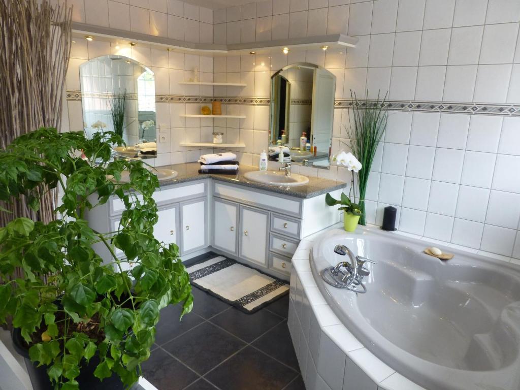 Chambres D'Hotes La Parenthez' Haguenau Bilik gambar
